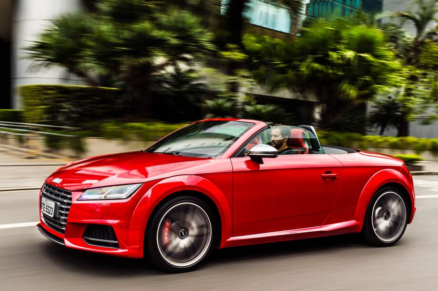  Audi TTS Roadster (8S) 2016 года  (LA) (фото 12 из 27)